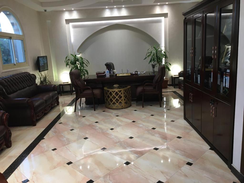 Al Rahaba Palace Furnished Units Hawaya Bagian luar foto
